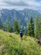 Lade das Bild in den Galerie-Viewer, WONDER MOUNTAINS