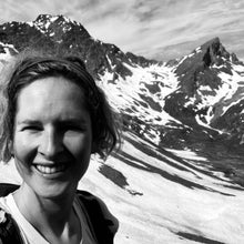Lade das Bild in den Galerie-Viewer, WONDER MOUNTAINS